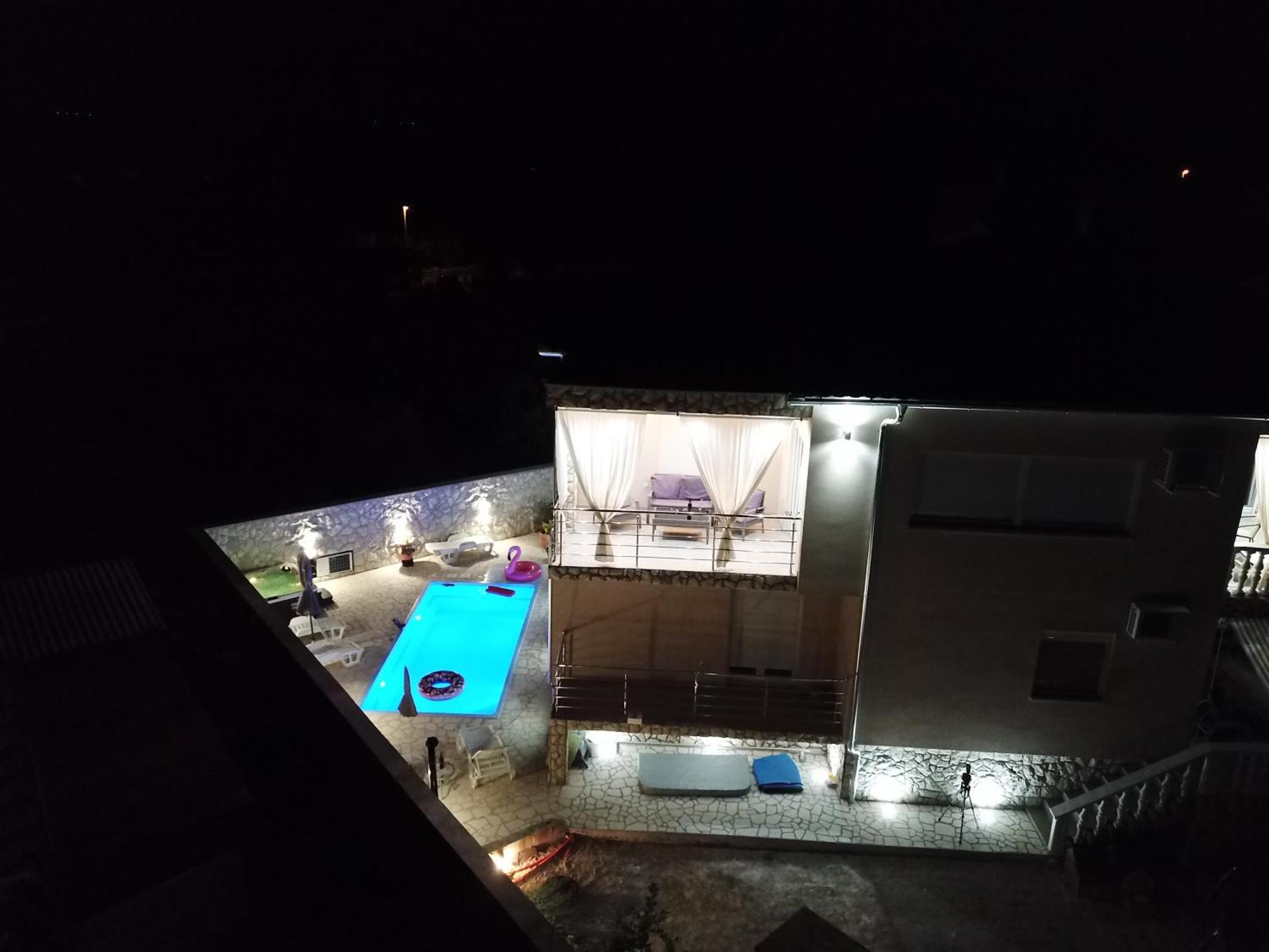 Apartments Adriana Bilice Exterior photo